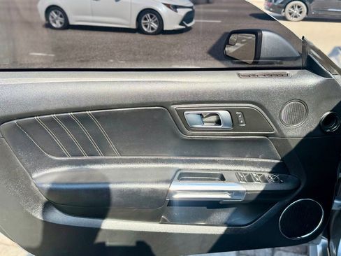 Used 2020 Ford Mustang Premium image 28