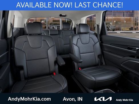 New 2025 Kia Telluride S image 16