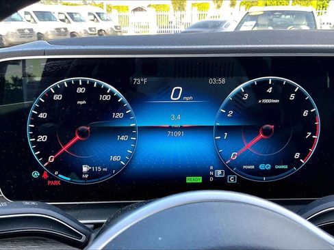 Used 2021 Mercedes-Benz GLS 450 4MATIC image 25