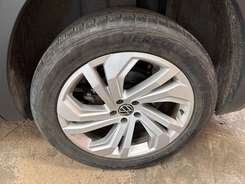 Used 2022 Volkswagen Atlas SE image 6