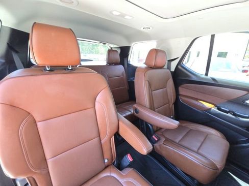 Used 2021 Chevrolet Traverse High Country w/ LPO, Floor Liner Package FWD image 17