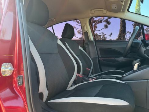 Used 2021 Nissan Versa SV image 19