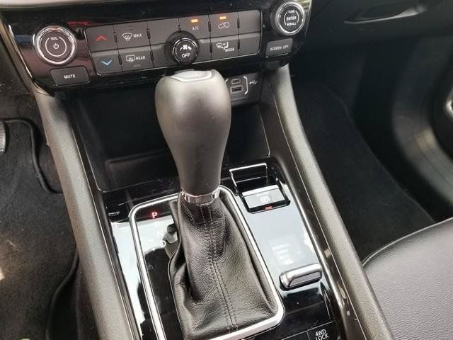 Used 2024 Jeep Compass Latitude AWD/4WD image 20