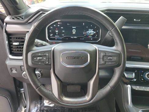 Used 2024 GMC Sierra 3500 Denali Ultimate AWD/4WD image 21