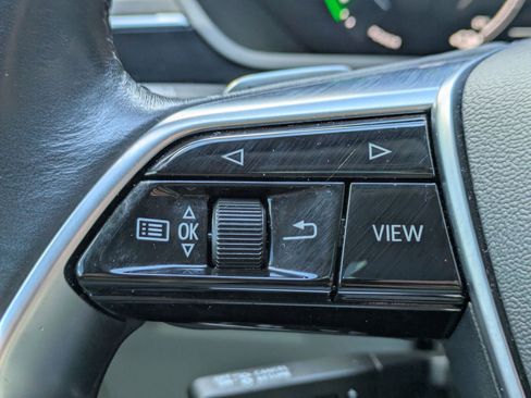 Used 2024 Audi Q8 e-tron Prestige w/ Prestige Package image 13