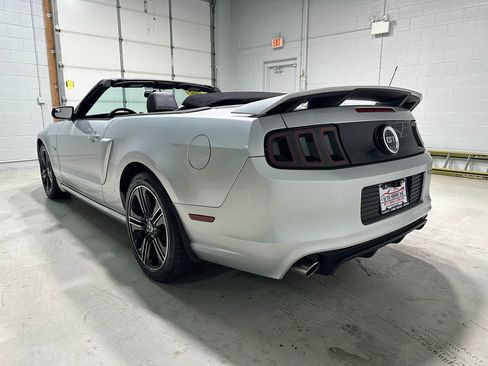 Used 2014 Ford Mustang GT Premium w/ Equipment Group 402A RWD image 16