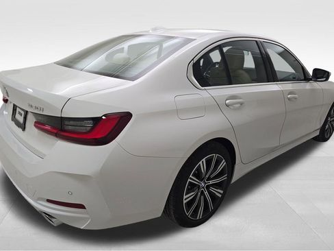 New 2026 BMW 330i xDrive Sedan AWD/4WD image 9