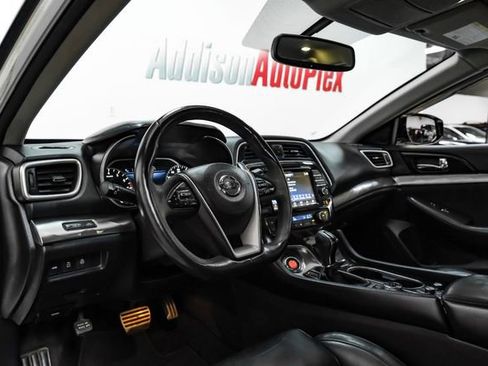 Used 2016 Nissan Maxima SR image 3