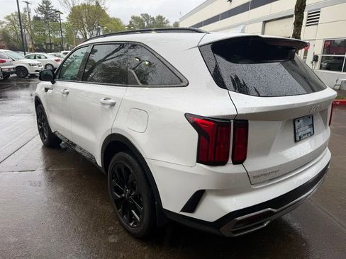 Used 2023 Kia Sorento SX image 6