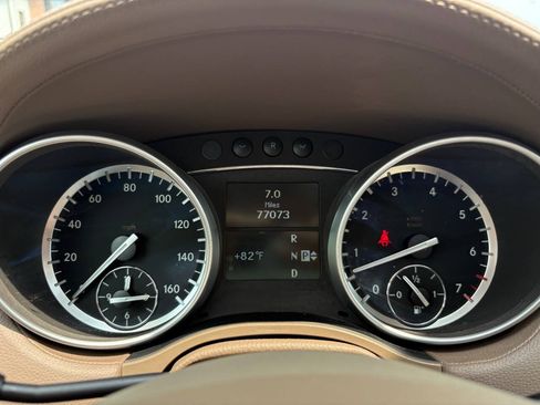 Used 2012 Mercedes-Benz GL 450 4MATIC image 21