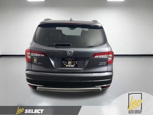 Used 2021 Honda Pilot Touring image 5