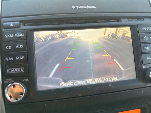 Used 2016 Nissan Frontier PRO-4X image 12