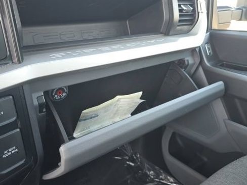 Used 2025 Ford F250 XL w/ STX Appearance Package AWD/4WD image 16