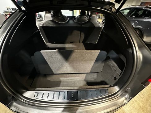Used 2024 Tesla Model X image 8