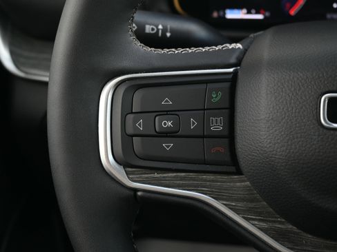 Used 2024 Jeep Wagoneer Series II w/ Convenience Group I image 41