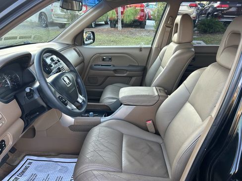 Used 2004 Honda Pilot EX image 11