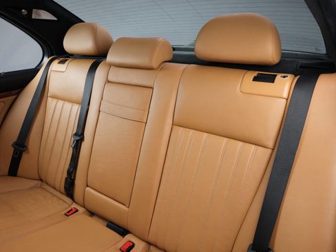 Used 2003 BMW M5 image 85