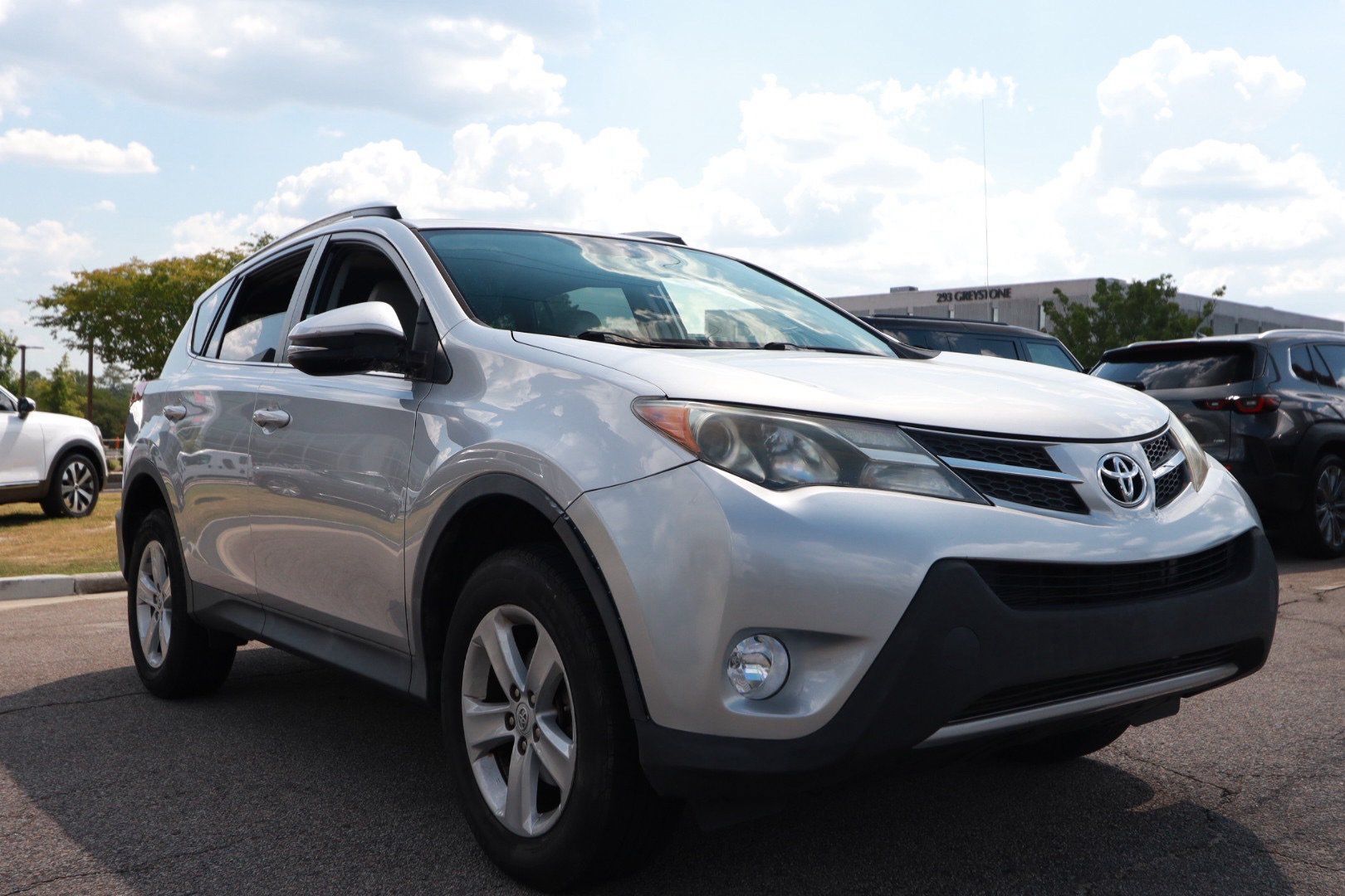Used 2014 Toyota RAV4 XLE FWD image 7