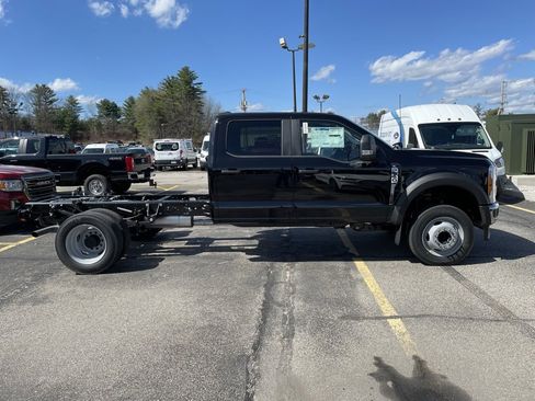New 2025 Ford F550 XL image 3