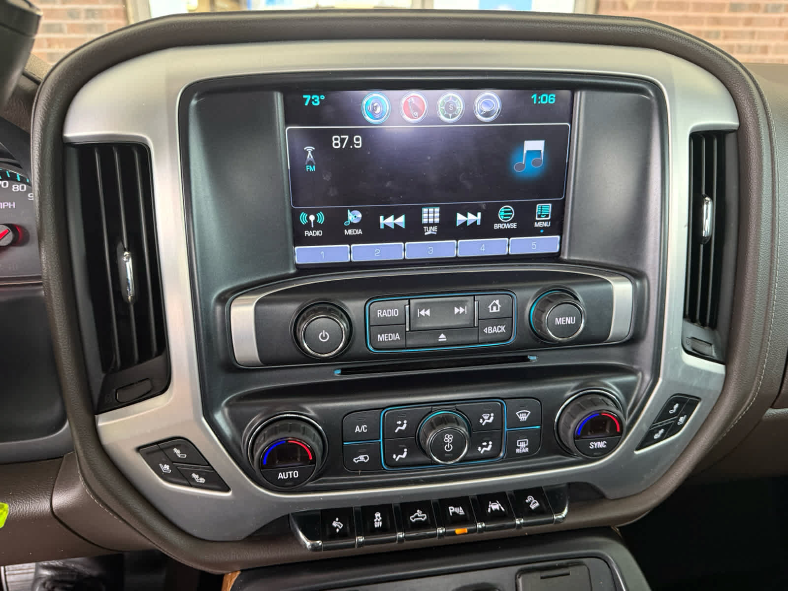 Used 2018 GMC Sierra 1500 SLT AWD/4WD image 13