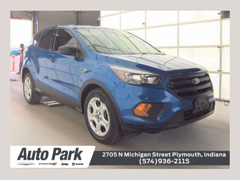 Used 2019 Ford Escape S image 1
