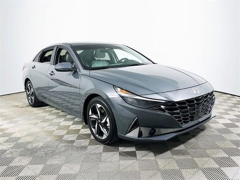 Used 2023 Hyundai Elantra Limited image 1