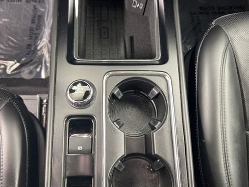 Certified 2023 Lincoln Corsair AWD w/ Equipment Group 101A image 12