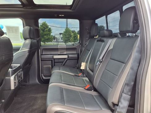 Used 2019 Ford F150 Raptor w/ Equipment Group 802A Luxury AWD/4WD image 17