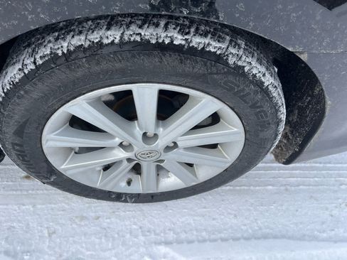 Used 2014 Toyota Camry XLE w/ Leather Package image 8