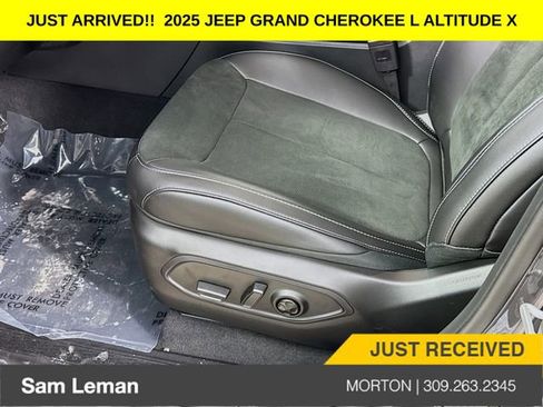 New 2025 Jeep Grand Cherokee L Altitude image 18