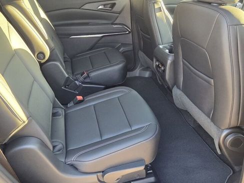 New 2026 Chevrolet Traverse LT w/ Midnight/Sport Edition image 13