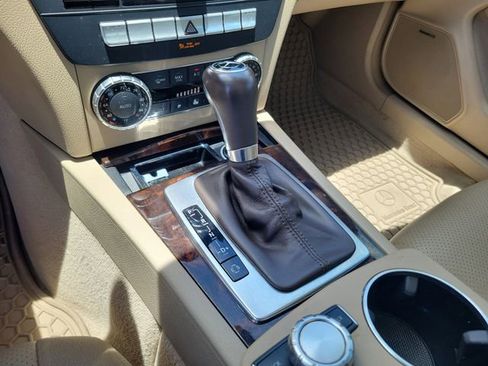 Used 2014 Mercedes-Benz C 250 Coupe image 27