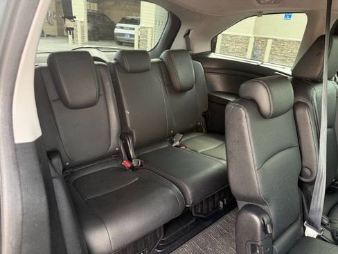 Used 2024 Honda Odyssey Touring image 14