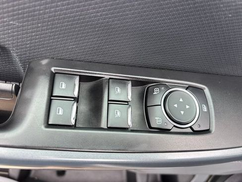 Used 2023 Ford F150 XLT AWD/4WD image 19