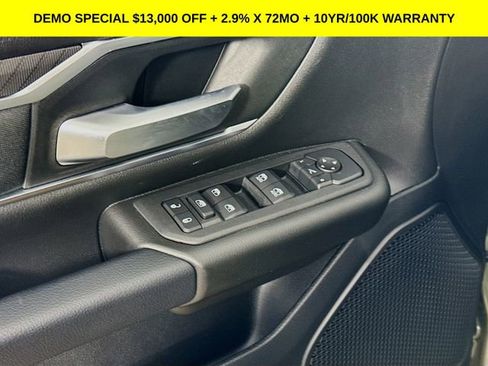New 2026 RAM 1500 4x4 Crew Cab image 18