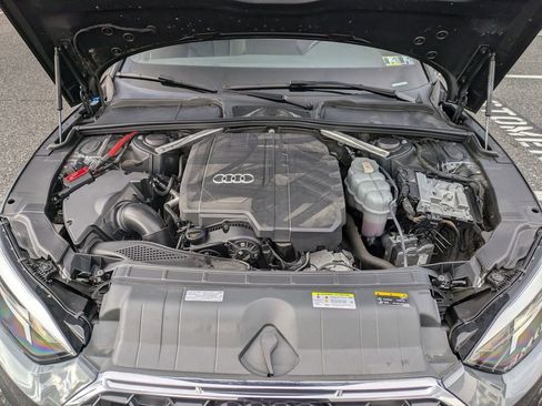 Used 2022 Audi A5 2.0T Premium image 28