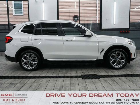Used 2023 BMW X3 xDrive30i w/ Premium Package image 5