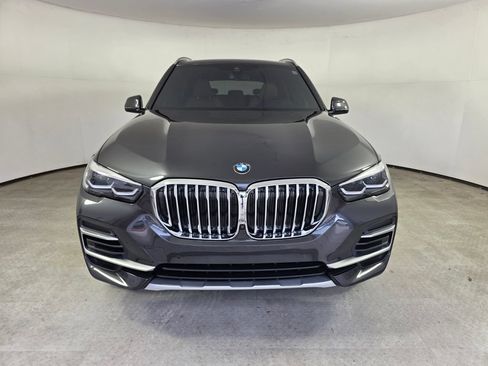 Used 2023 BMW X5 sDrive40i w/ Premium Package RWD image 2