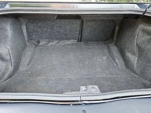 Used 2016 Dodge Challenger SXT RWD image 12