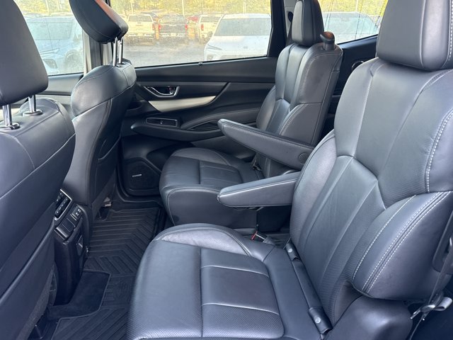 Used 2022 Subaru Ascent Limited w/ Technology Package AWD/4WD image 6