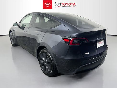 Used 2024 Tesla Model Y Long Range image 6