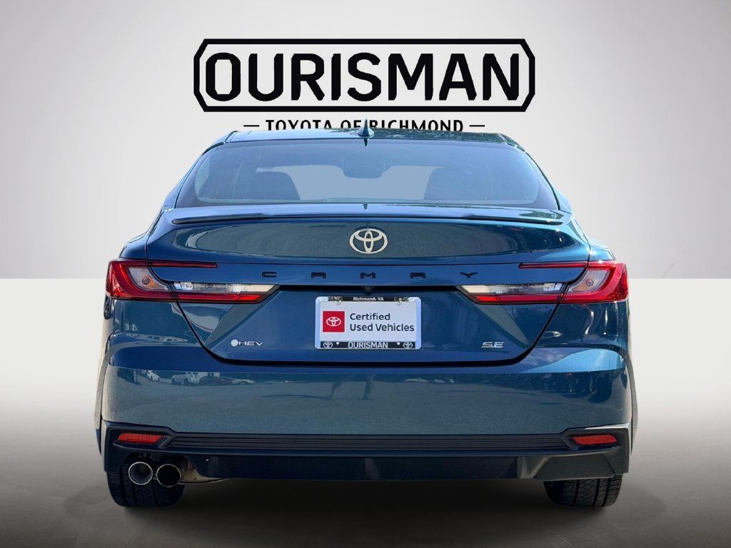 Certified 2025 Toyota Camry SE FWD image 21
