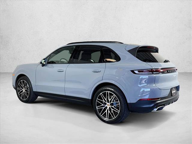 Certified 2026 Porsche Cayenne AWD/4WD image 3