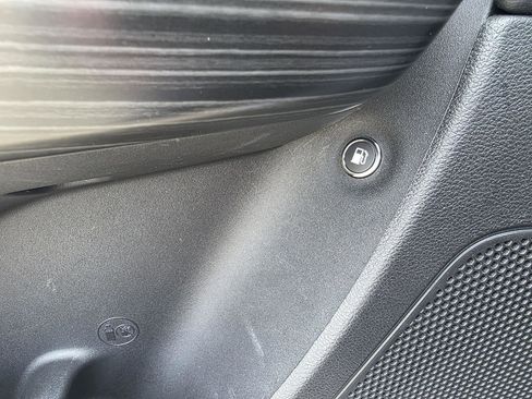 Used 2016 Jeep Cherokee Latitude w/ Safety/Convenience Group image 53