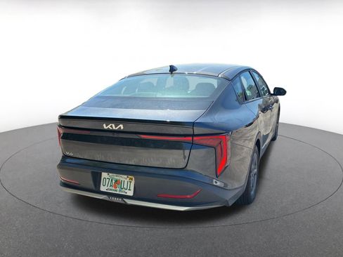 Used 2025 Kia K4 LXS image 7