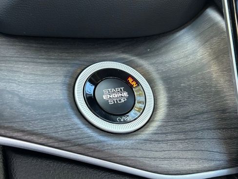 New 2025 Jeep Grand Cherokee Limited image 49