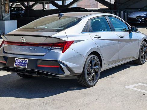 New 2026 Hyundai Elantra SEL Sport Premium FWD image 6