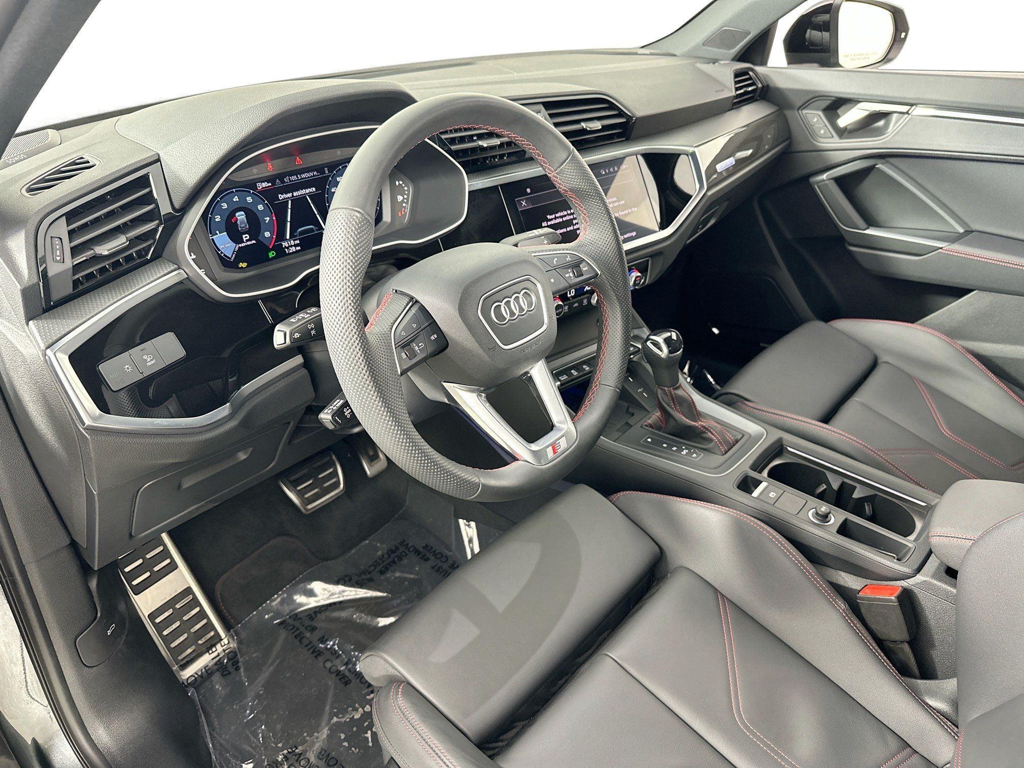Used 2025 Audi Q3 2.0T Premium Plus AWD/4WD image 9