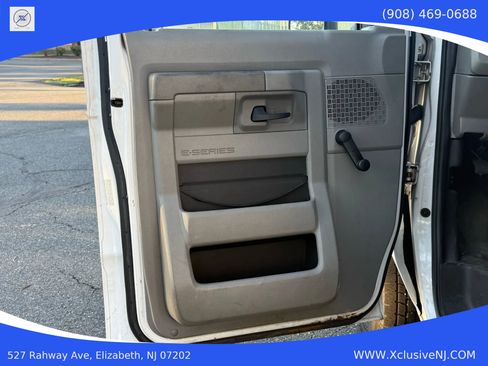 Used 2015 Ford E-350 and Econoline 350 Super Duty image 7