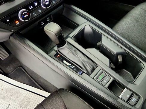 Used 2025 Honda Accord SE image 17